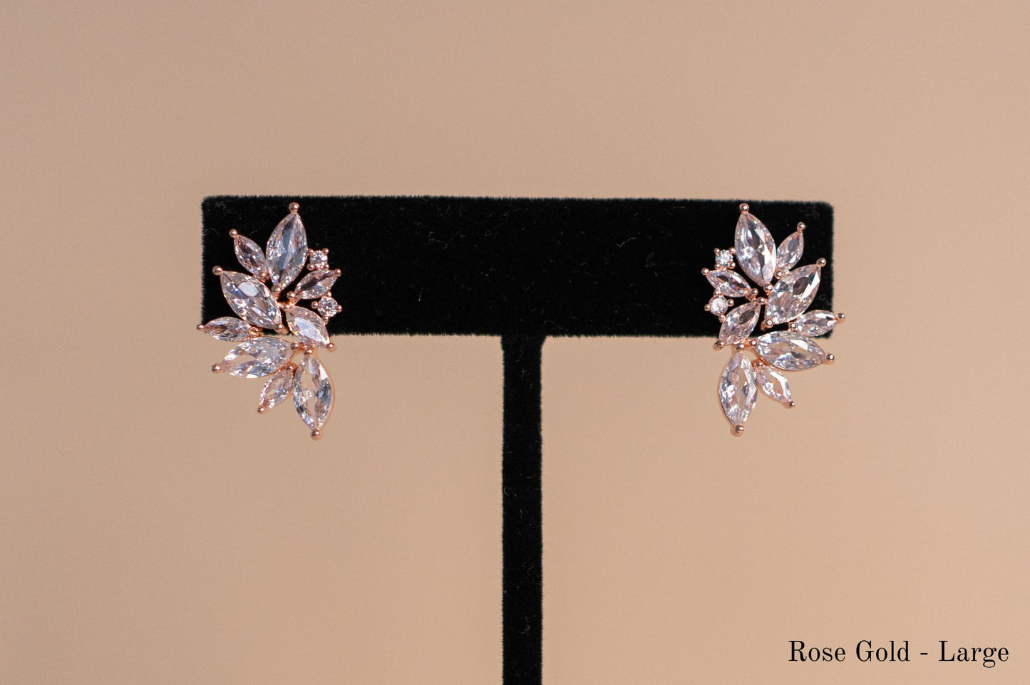 Elysia Studs