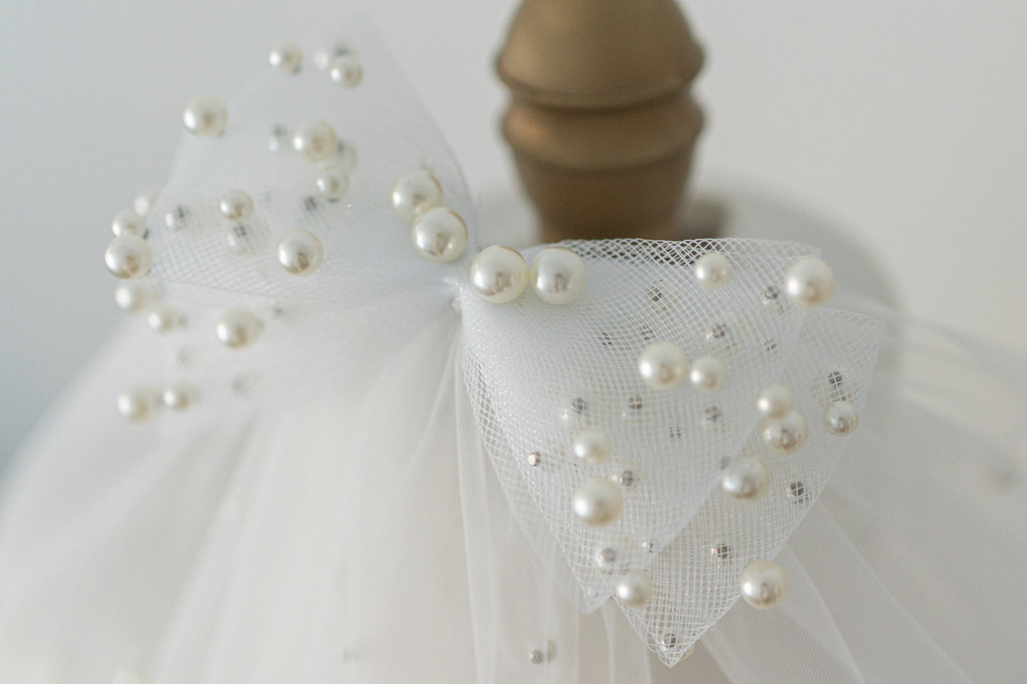 Maisie Pearl Bow Veil with Comb