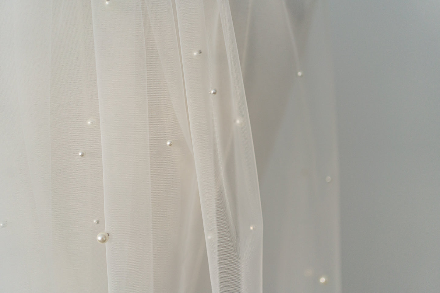 Maisie Pearl Bow Veil with Comb