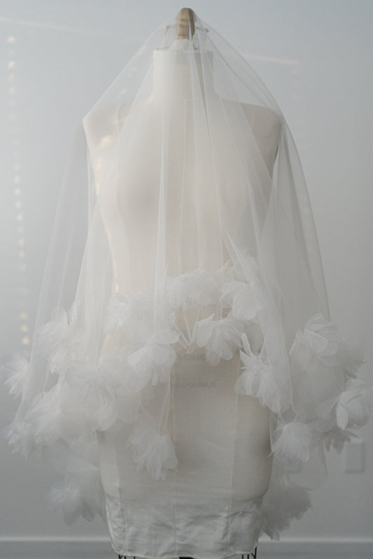 Genevieve Organza Flower Drop Veil with Comb
