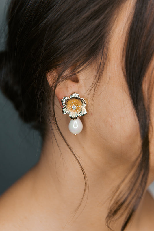 Annika Drop Earrings