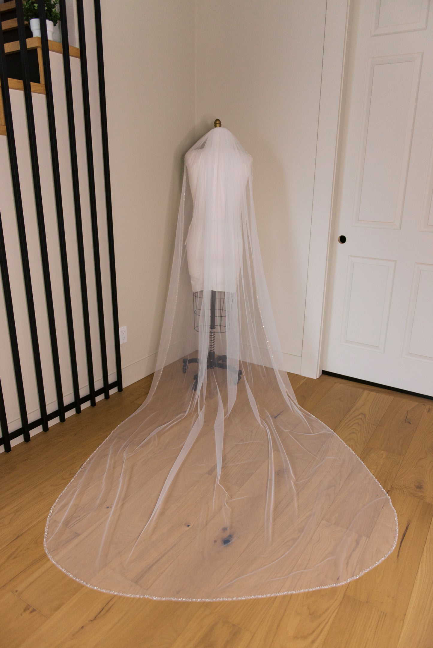 Margot Beaded Edge Veil with Comb