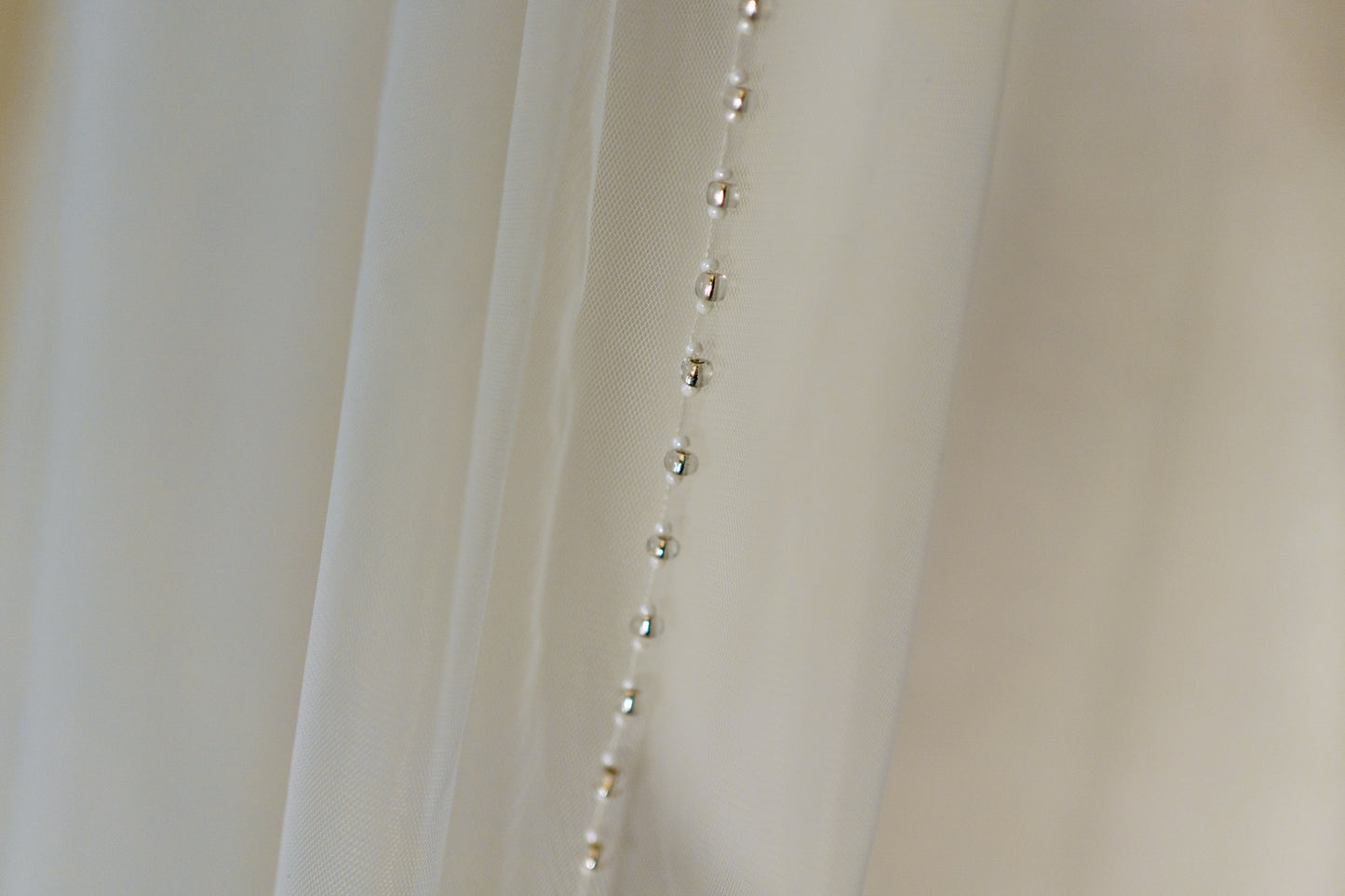 Poppy Beaded Edge Veil with Comb