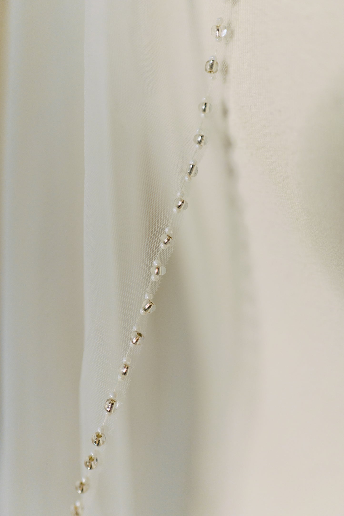 Poppy Beaded Edge Veil with Comb