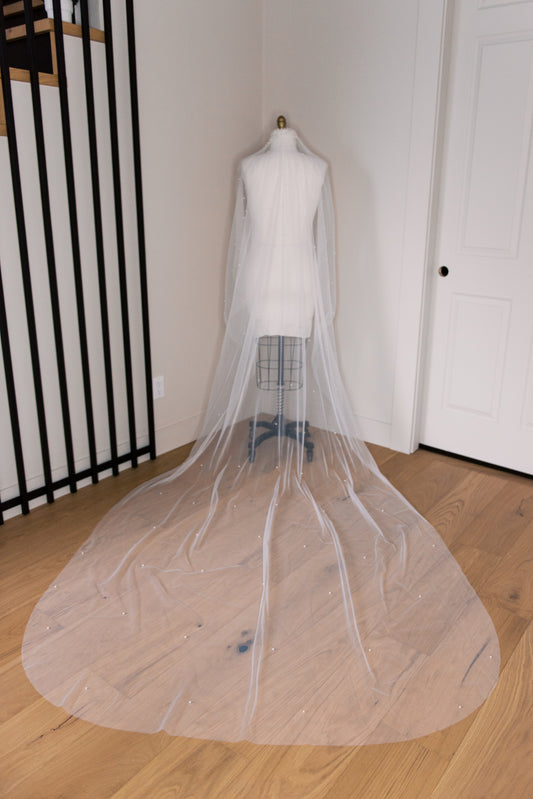 Theodora Pearl Collar Cathedral Length Veil with Comb