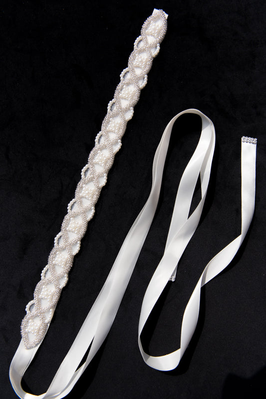 Bridal Accessories Canada. Hair Accessories and Bridal Belts