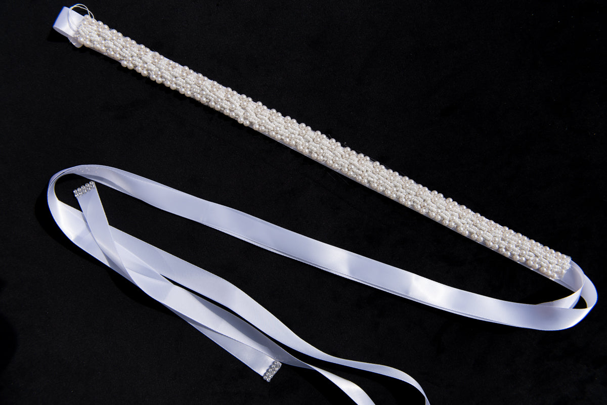 Wedding and bridal hair accessories. Canadian bridal and wedding accessories.
