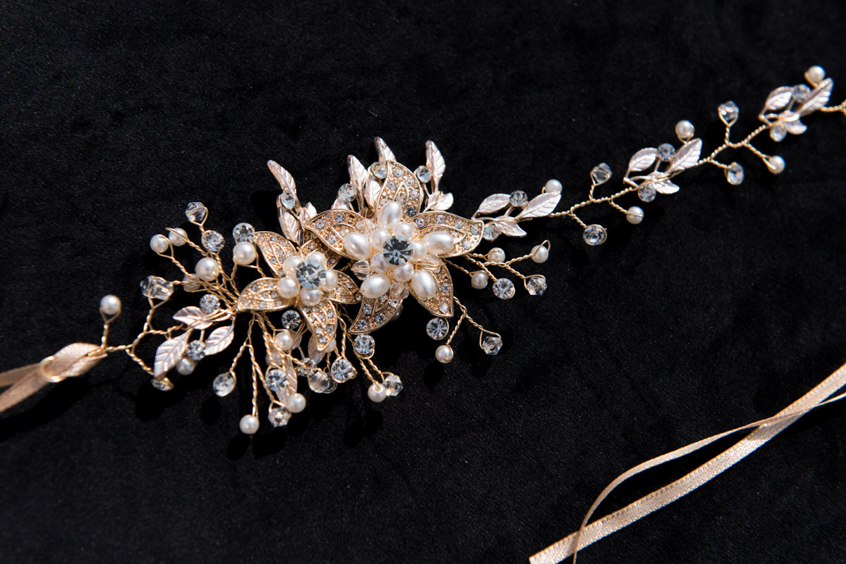 Wedding and bridal hair accessories. Canadian bridal and wedding accessories.