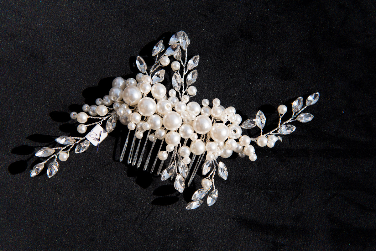Bridal Accessories Canada. Hair Accessories and Bridal Belts