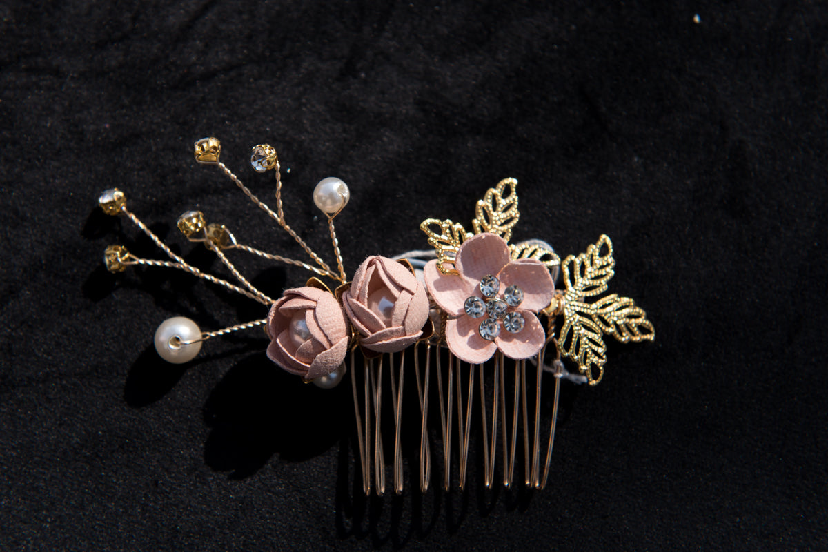 Hair accessories for brides. Bridal hair and wedding accessories.