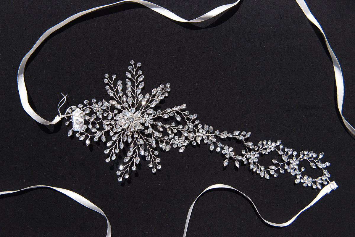 Hair accessories for brides.  Bridal hair and wedding accessories.