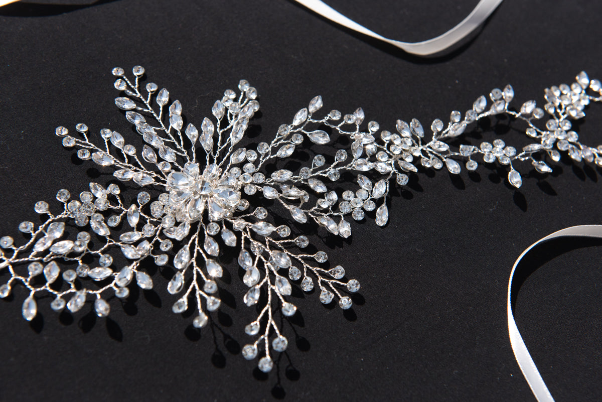 Hair accessories for brides.  Bridal hair and wedding accessories.