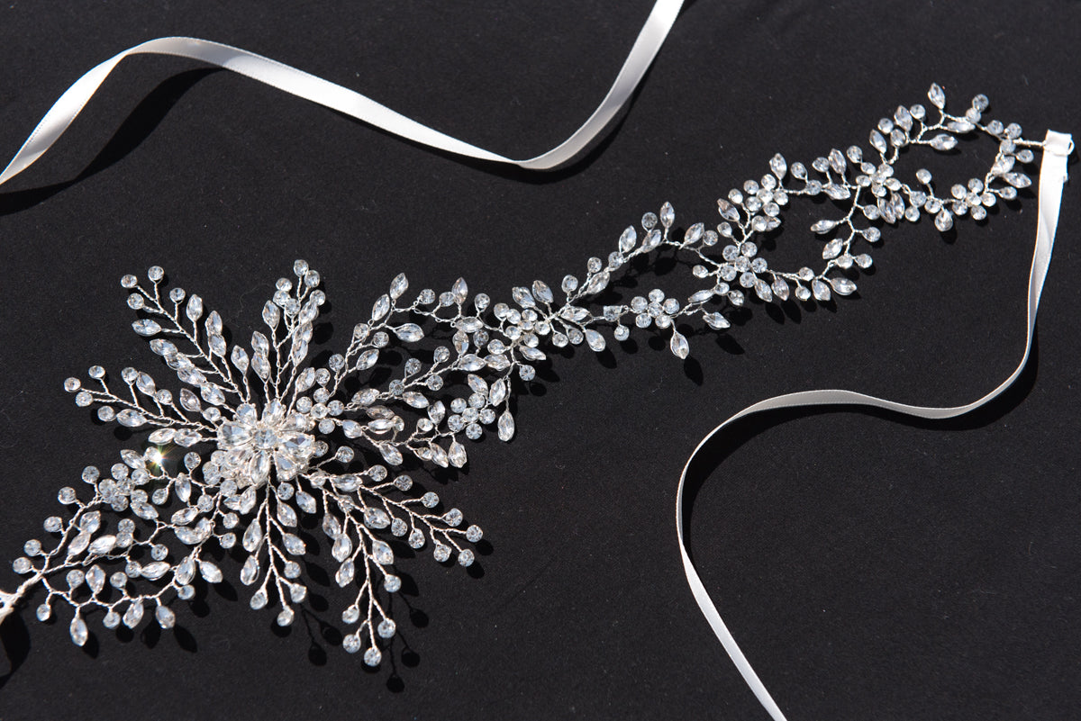 Hair accessories for brides.  Bridal hair and wedding accessories.