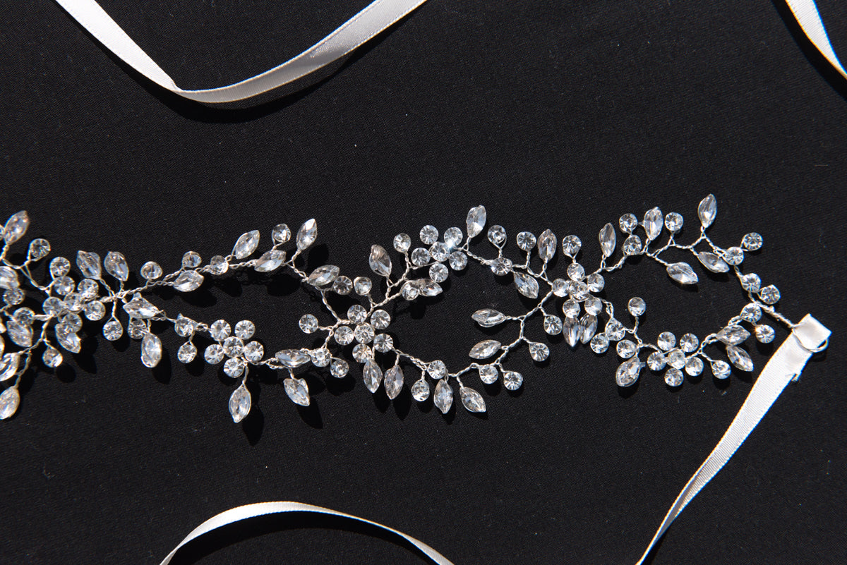 Hair accessories for brides.  Bridal hair and wedding accessories.