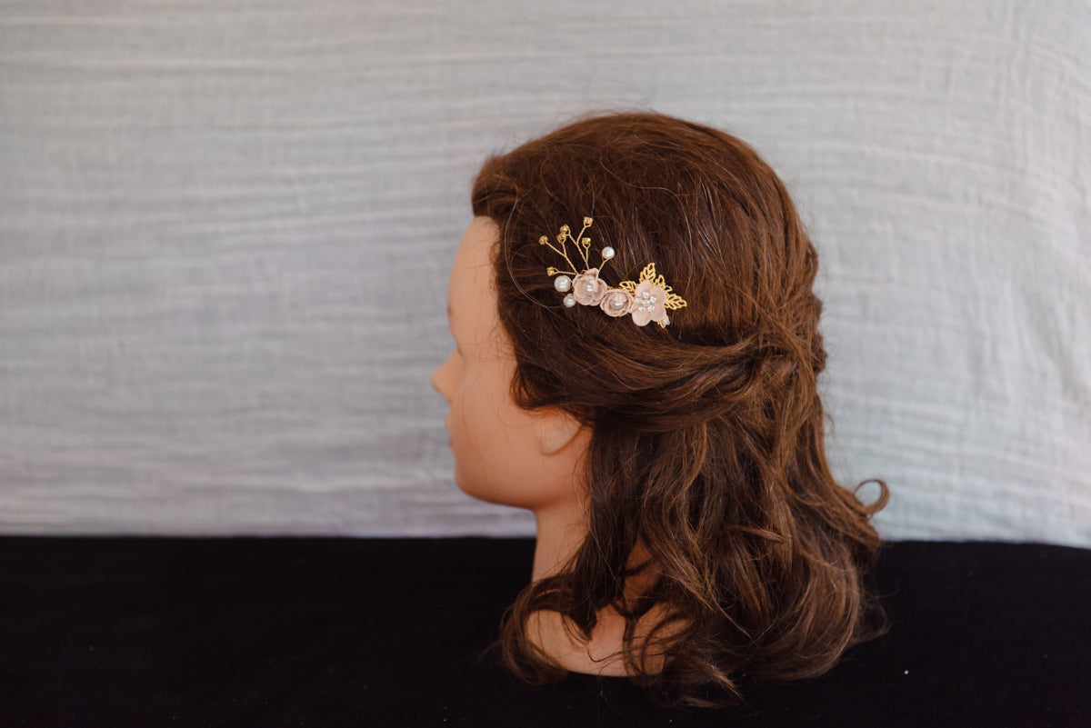 Hair accessories for brides. Bridal hair and wedding accessories.