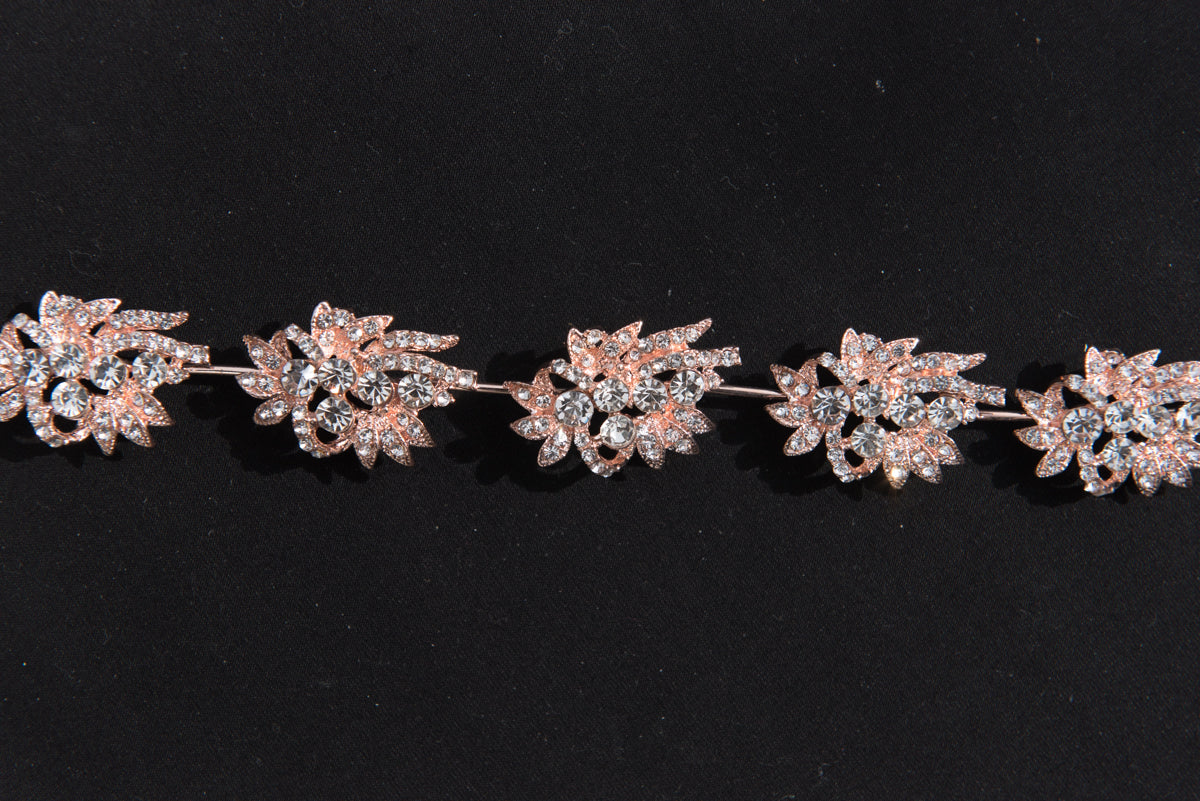 Wedding and bridal hair accessories. Canadian bridal and wedding accessories.