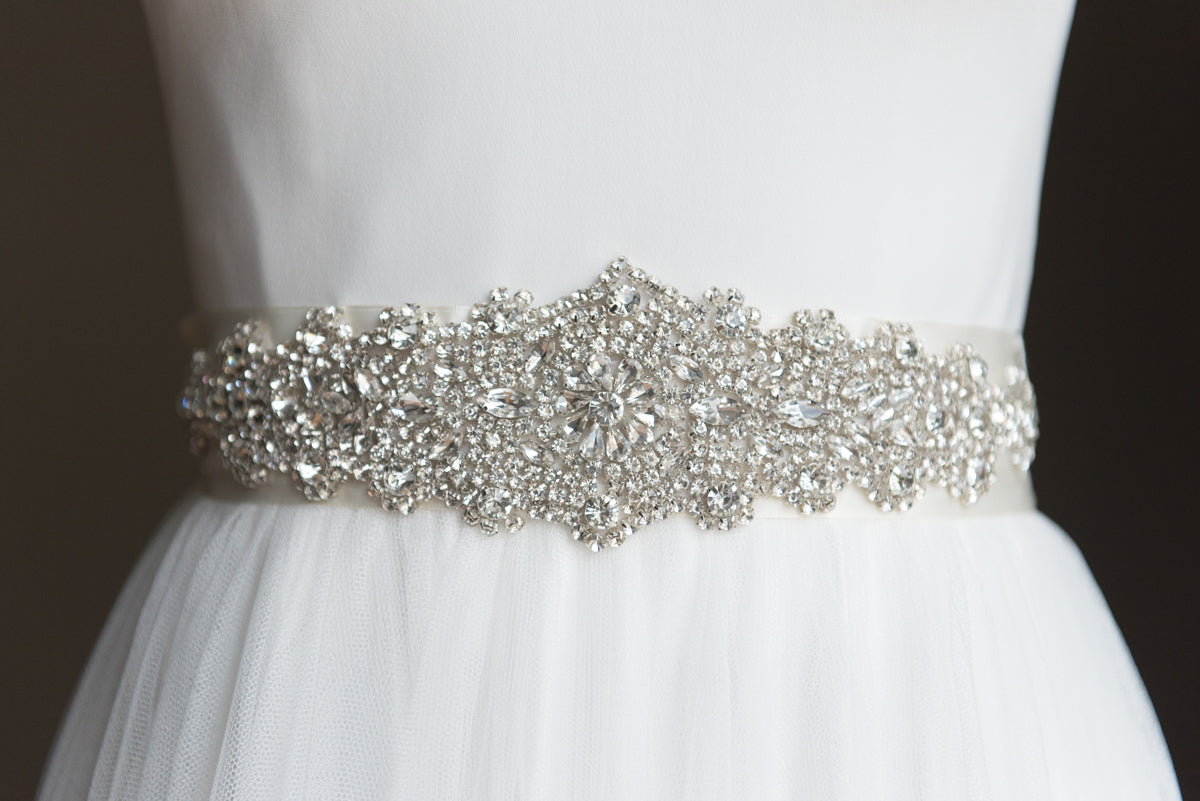Canadian Bridal Accessories. Bridal Accessories Canada