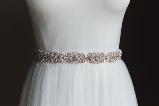 Hair accessories for brides.  Bridal hair and wedding accessories.