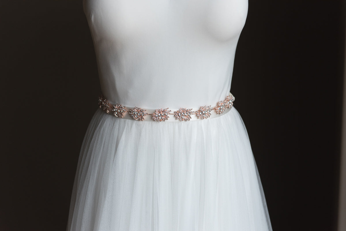 Wedding and bridal hair accessories. Canadian bridal and wedding accessories.