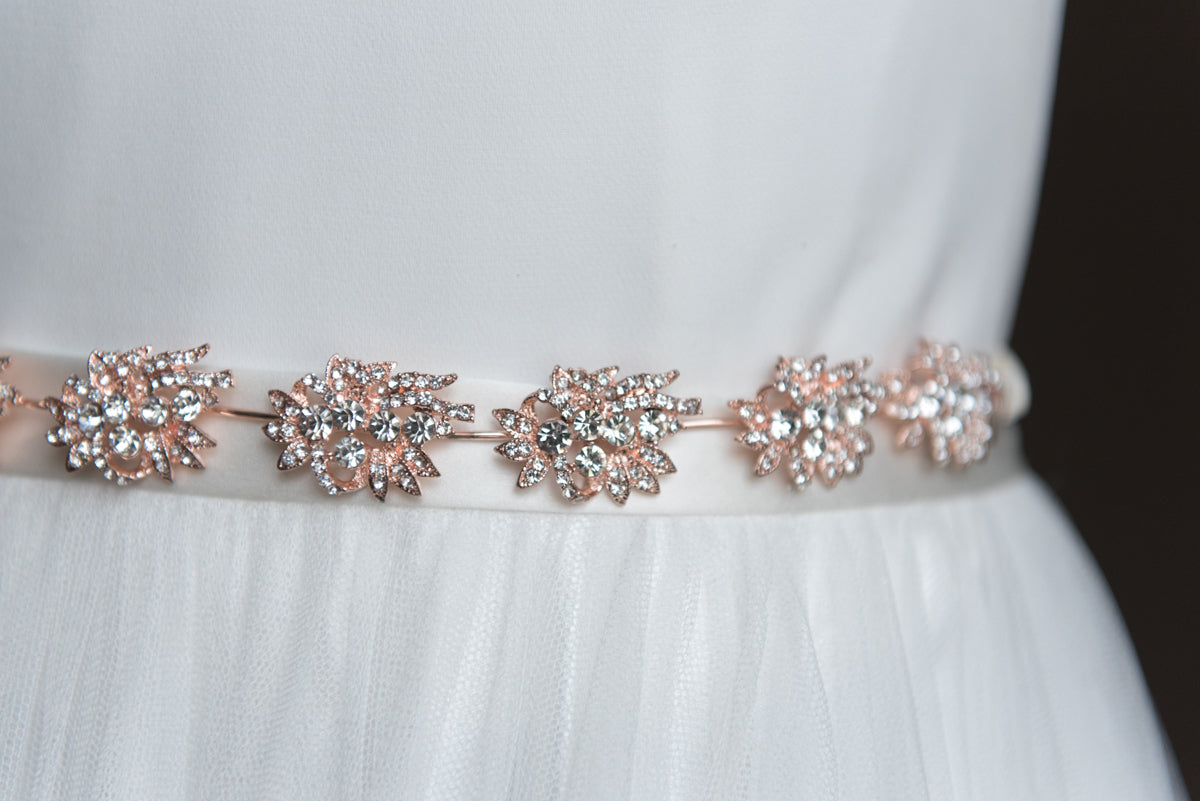 Wedding and bridal hair accessories. Canadian bridal and wedding accessories.