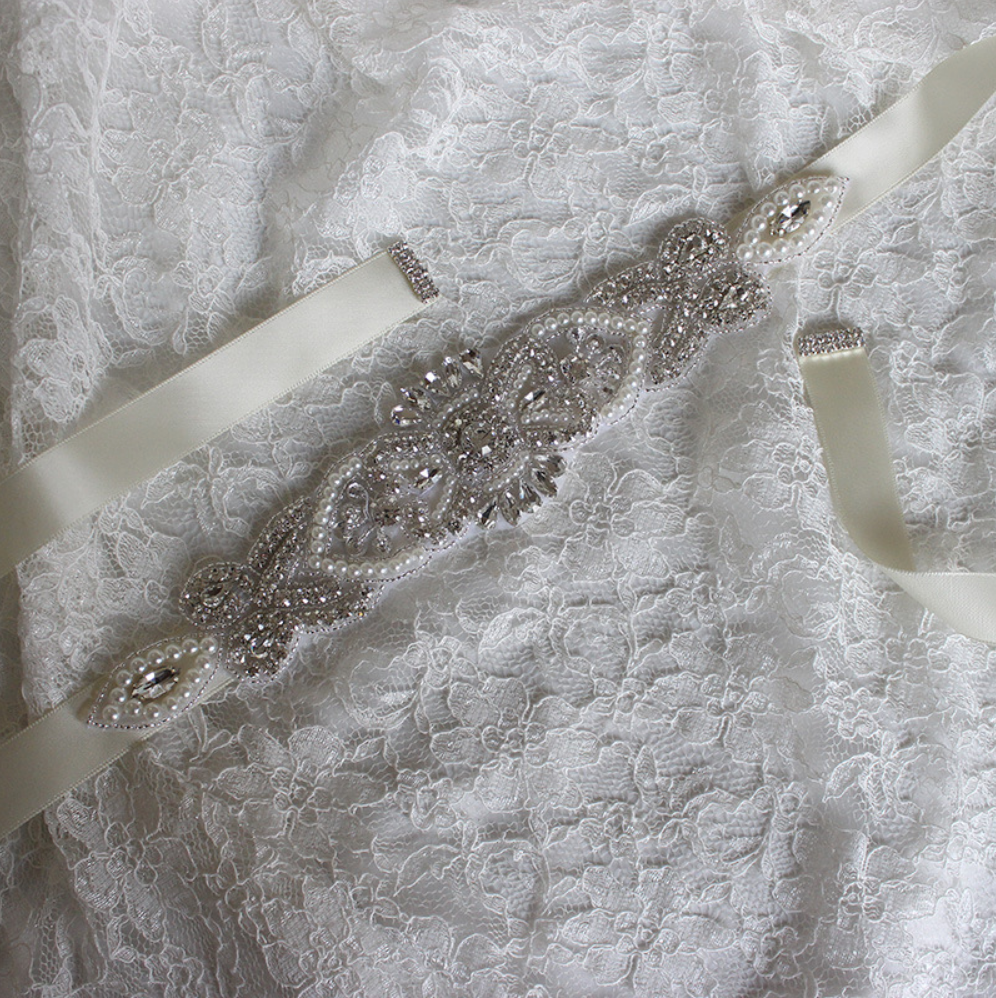 Bridal Accessories Canada. Hair Accessories and Bridal Belts