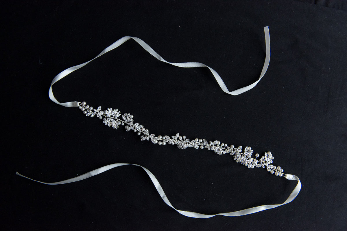 Hair accessories for brides.  Bridal hair and wedding accessories.