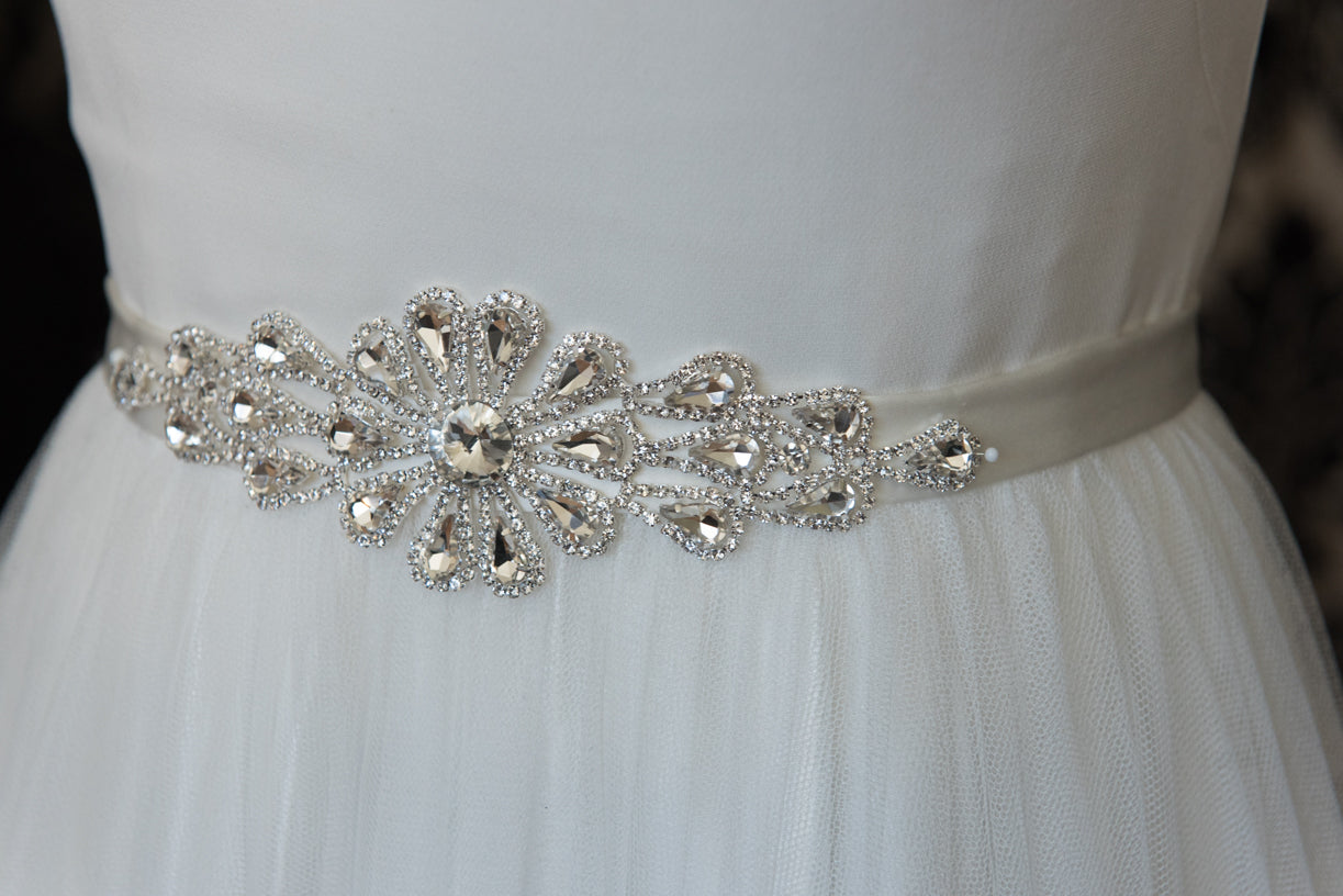 Canadian Bridal Accessories. Bridal Accessories Canada