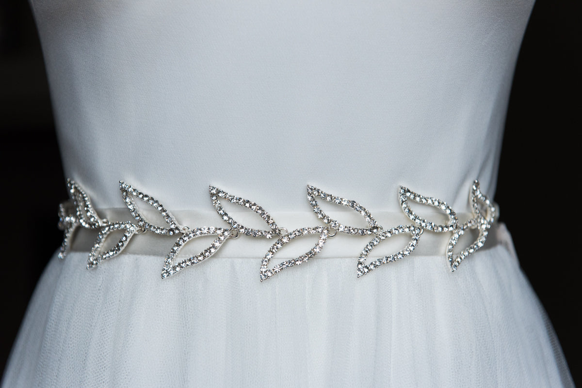 Bridal Accessories Canada. Hair Accessories and Bridal Belts