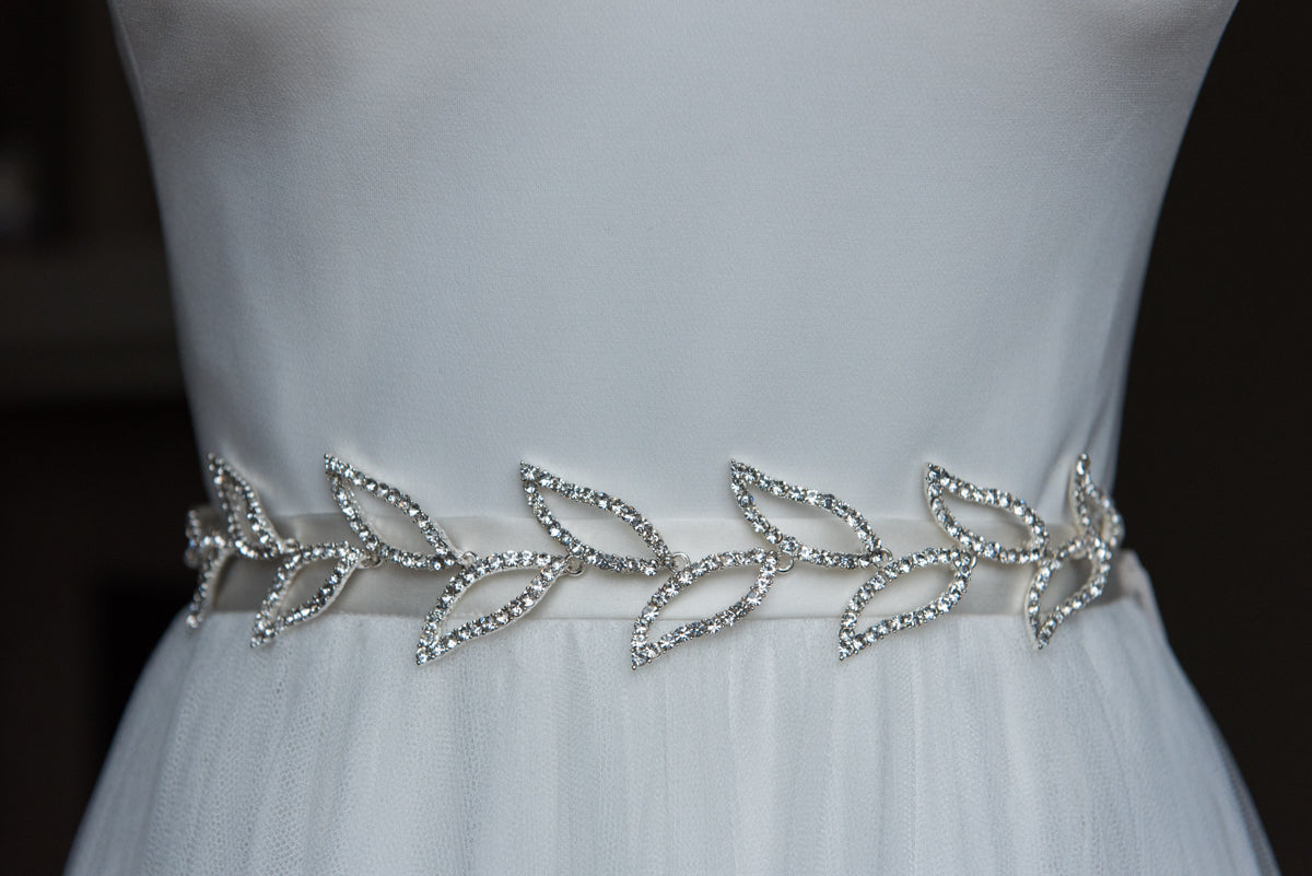 Bridal Accessories Canada. Hair Accessories and Bridal Belts