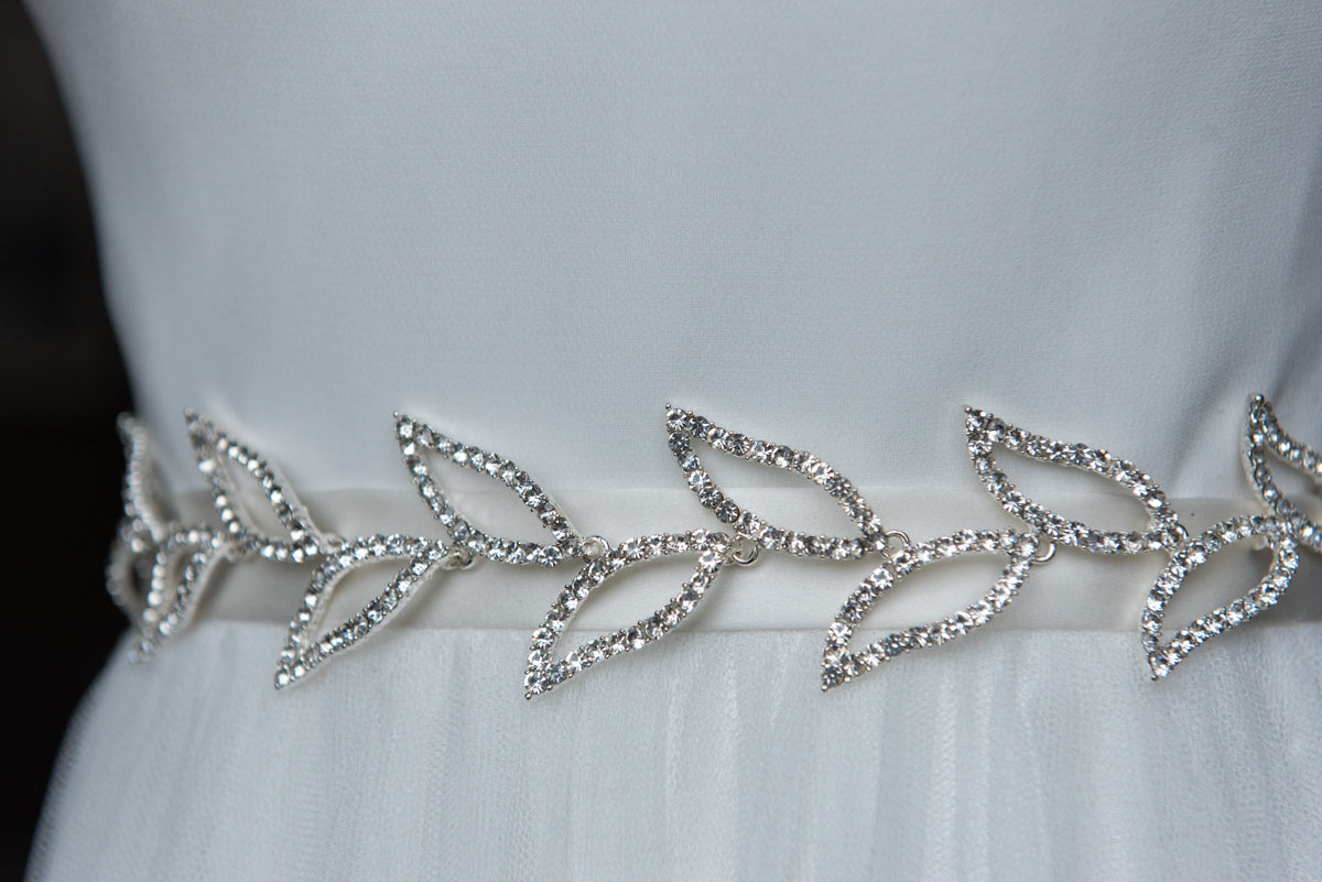 Bridal Accessories Canada. Hair Accessories and Bridal Belts