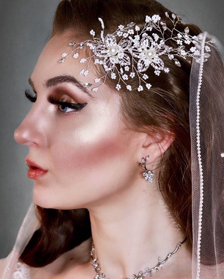 Wedding and bridal hair accessories. Canadian bridal and wedding accessories.