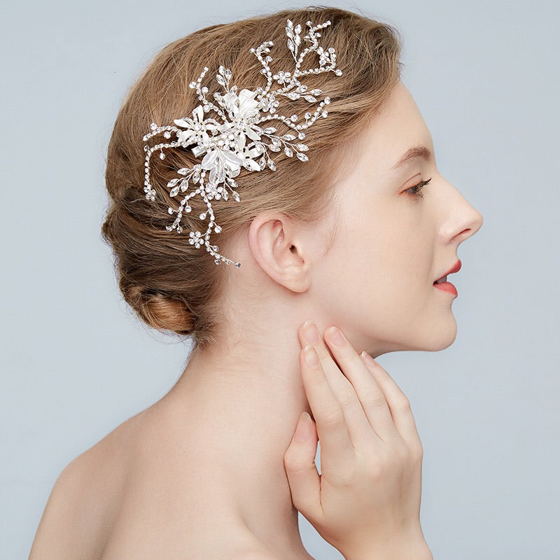 Wedding and bridal hair accessories. Canadian bridal and wedding accessories.