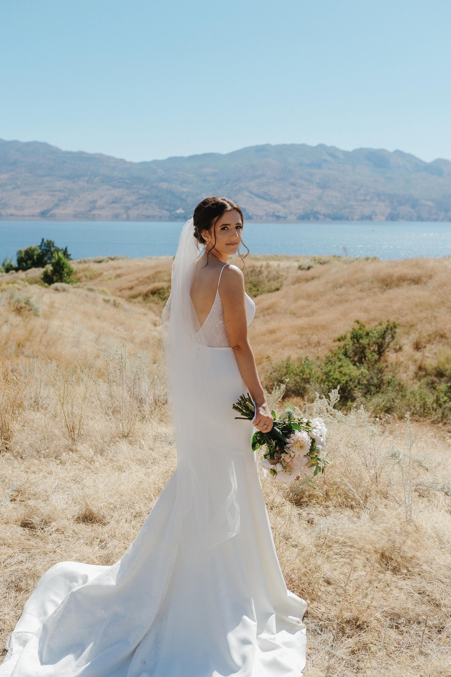 Daniella Clean Edge Veil
