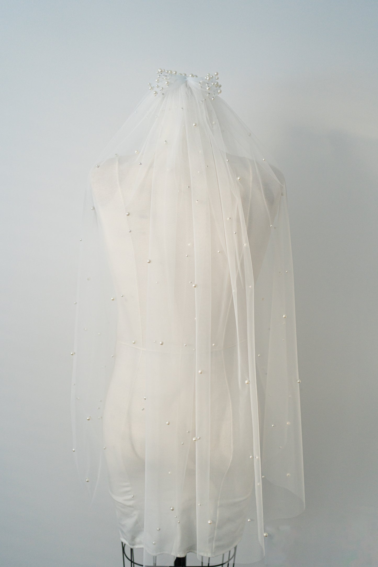 Pearl Bow Veil with Comb
