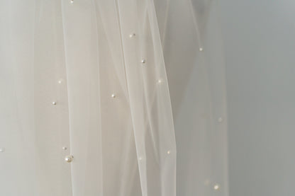 Pearl Bow Veil with Comb