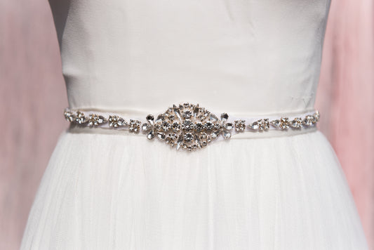 Hair accessories for brides.  Bridal hair and wedding accessories.