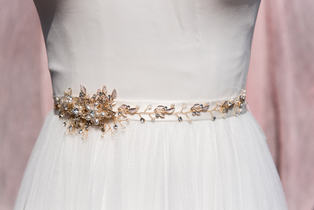 Buy Accessher Gold Plated Stones Studded Waist Belt Bridal