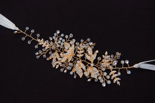 Bridal Accessories Canada. Hair Accessories and Bridal Belts